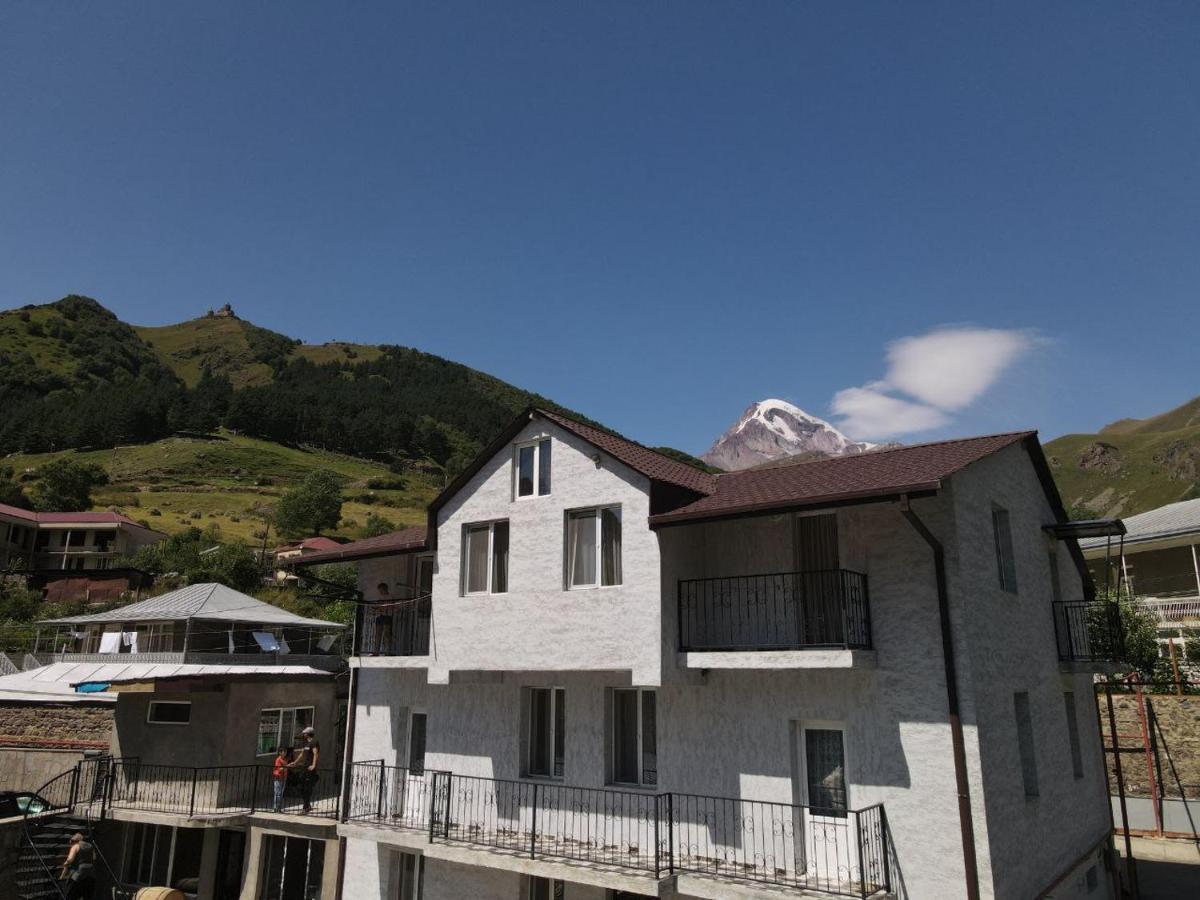Kazbek View Hostel Казбеги Экстерьер фото