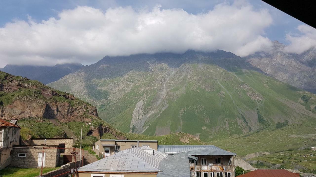Kazbek View Hostel Казбеги Экстерьер фото