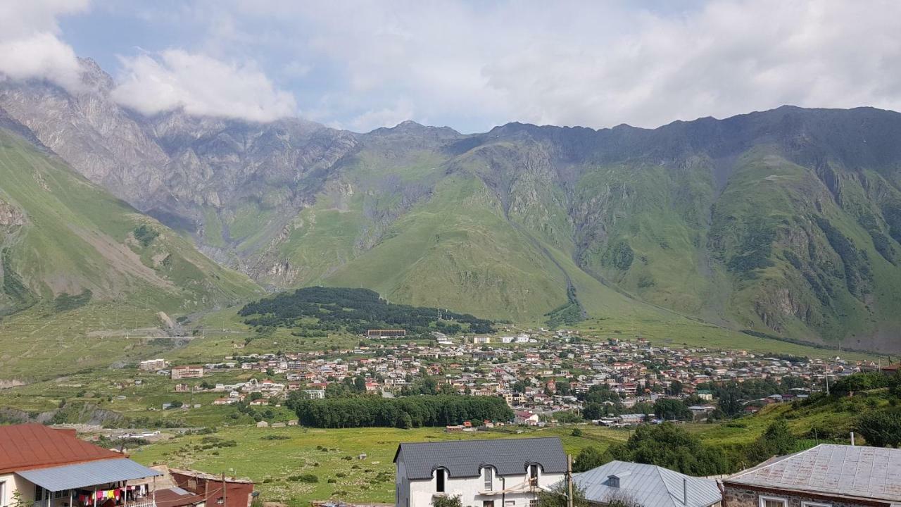 Kazbek View Hostel Казбеги Экстерьер фото